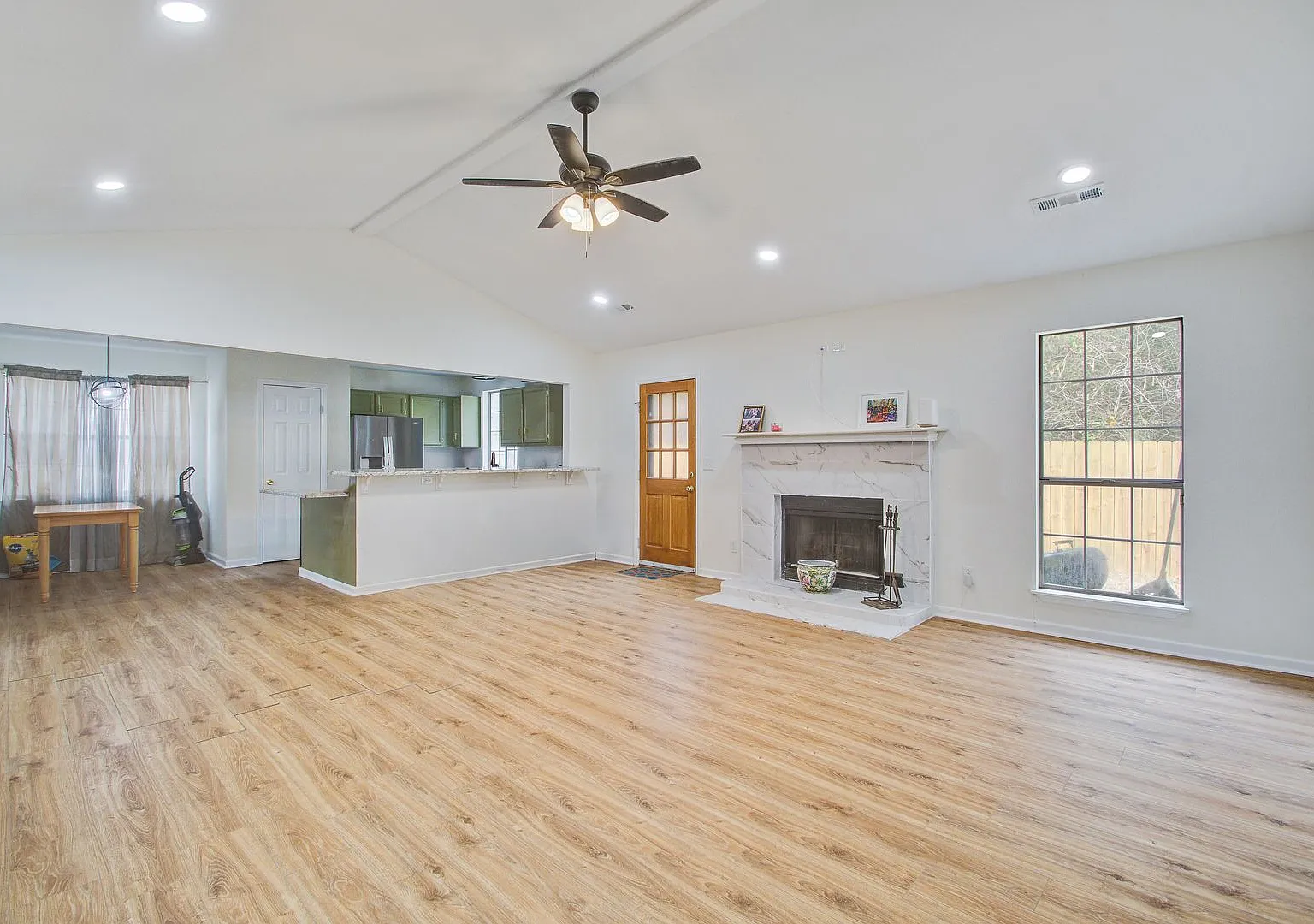 Private Bedroom for Rent $1000/Month Prime West Ashley Location (Charleston, SC 29414) — Photo 4