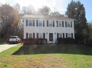 5805 Running Ridge Rd, Greensboro, NC 27407