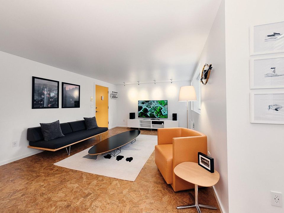1st image of 624 E Lynn St APT 7