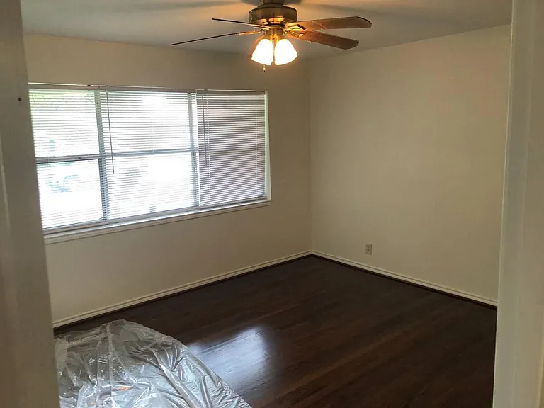 10405 Longmeadow Dr — Photo 4