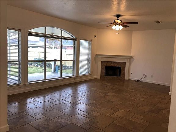 3rd image of 4422 Zimmerly Ct