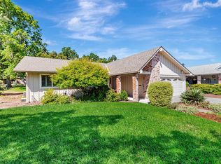 101 Valley Lakes Dr, Santa Rosa, CA 95409