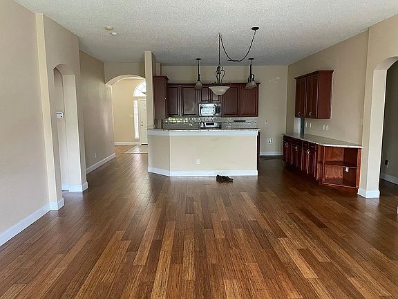 4th image of 2602 Hearthside Ln