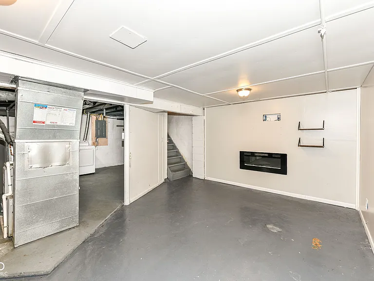 5301 Evanston Ave — Photo 28