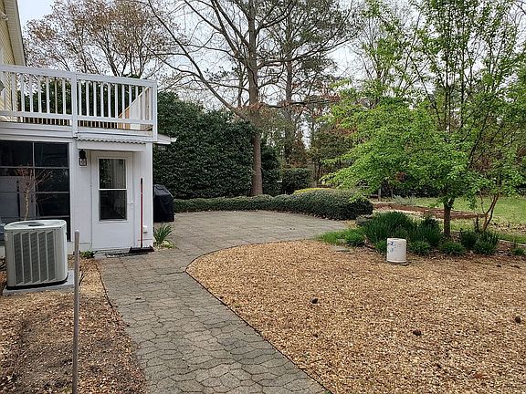 2nd image of 4901 Morro Blvd