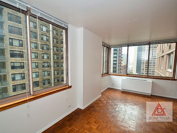 5th image of 235 E 40th St APT 14H