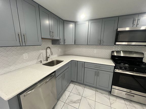 4th image of 574 62nd St Floor 3