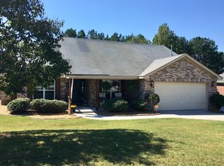 522 Country Glen Dr, Grovetown, GA 30813
