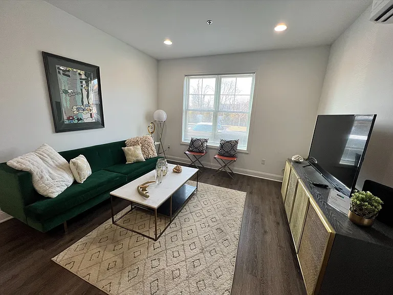 Star Deluxe Milford — Photo 19