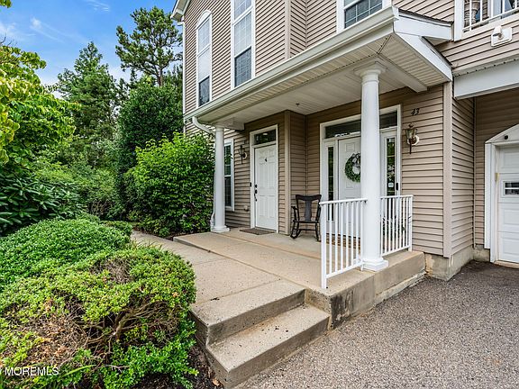 4th image of 41 Bryce Lane #1401