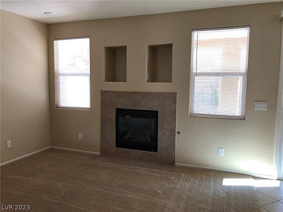 4th image of 669 Newquay Ct