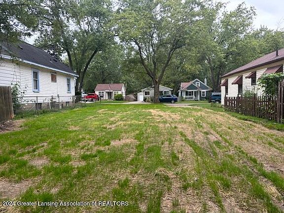 5th image of 524 N Deerfield Ave