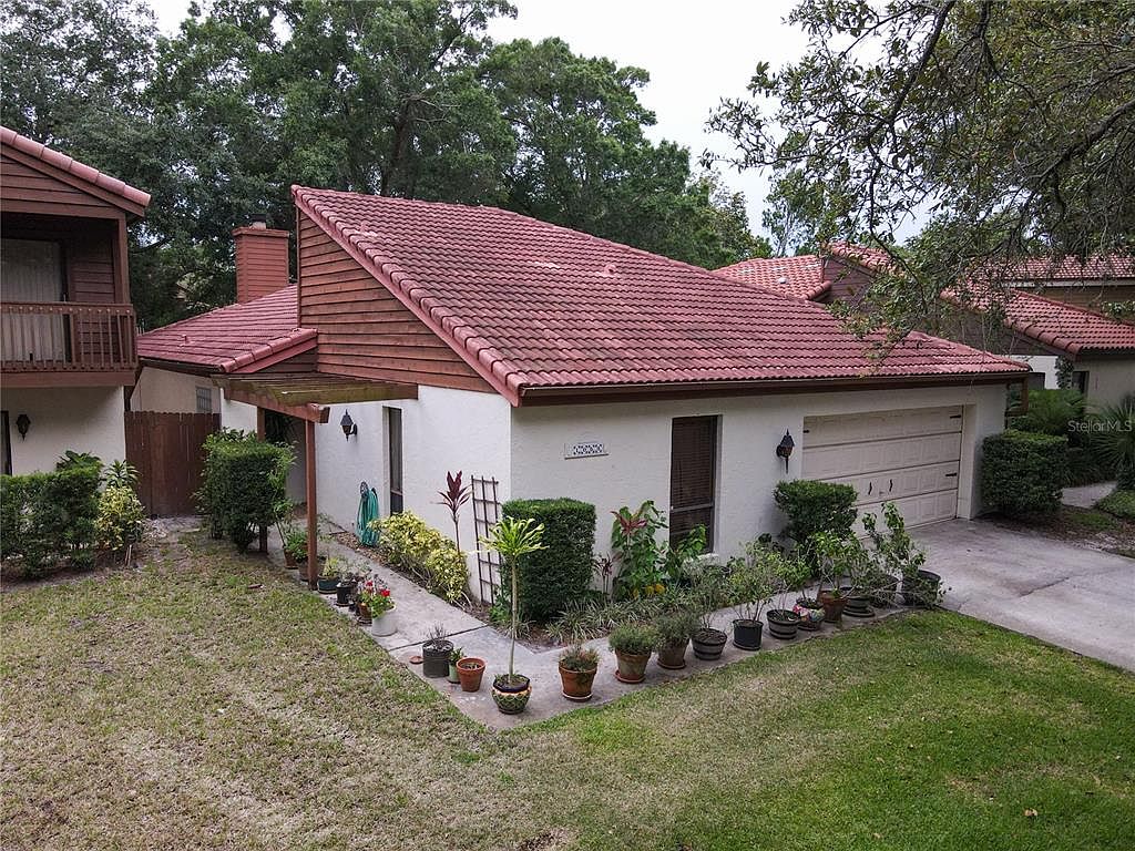 1053 W Pebble Beach Cir