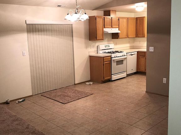 5th image of 4349 151st St NE