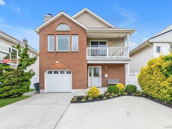 227 W Pine Street, Long Beach, NY 11561