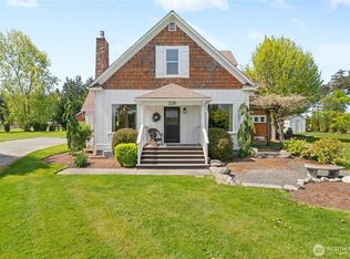 2281 Fairway Ln, Oak Harbor, WA 98277