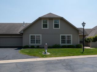 5242 Coventry Ln, Fort Wayne, IN 46804