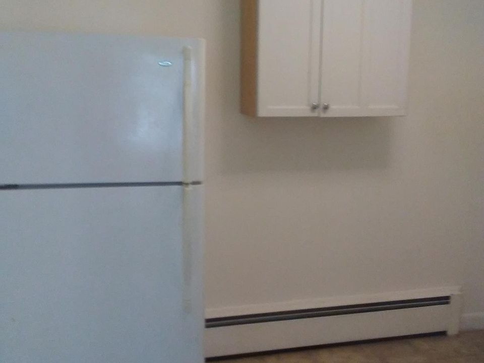 1st image of 127 Glenerie Blvd #3