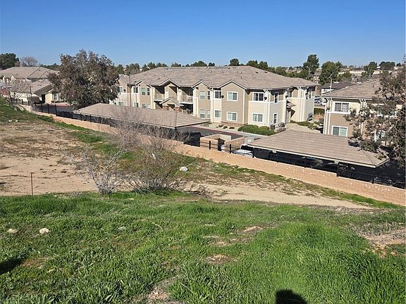 5th image of 14140 Rodeo Dr