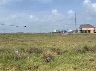 632 Northwest Dr, Rockport, TX 78382