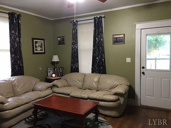 3rd image of 3250 Maryland Ave
