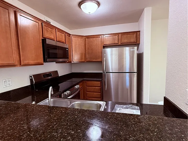 9325 W Desert Inn Rd #260 — Photo 11