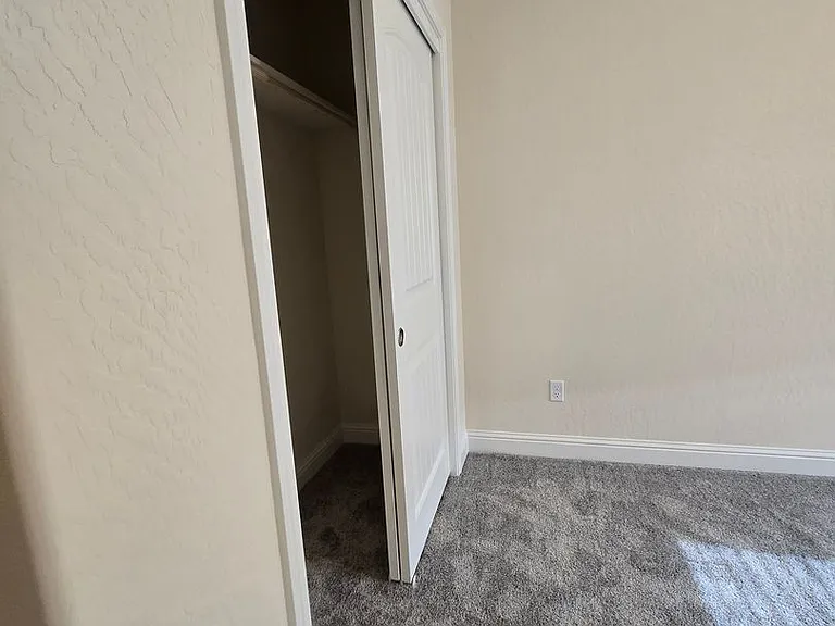 2365 W Mallard Ln — Photo 4