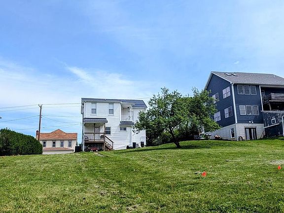 3rd image of 11 Mount Pleasant St