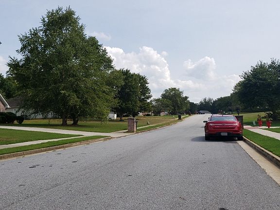 5th image of 9216 Carnes Crossing Cir