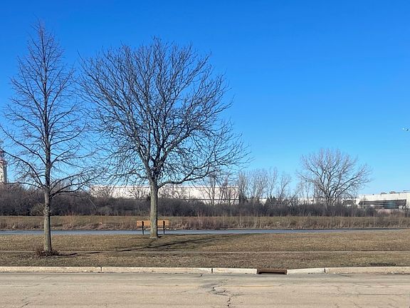 4th image of 147 Mill Pond Dr