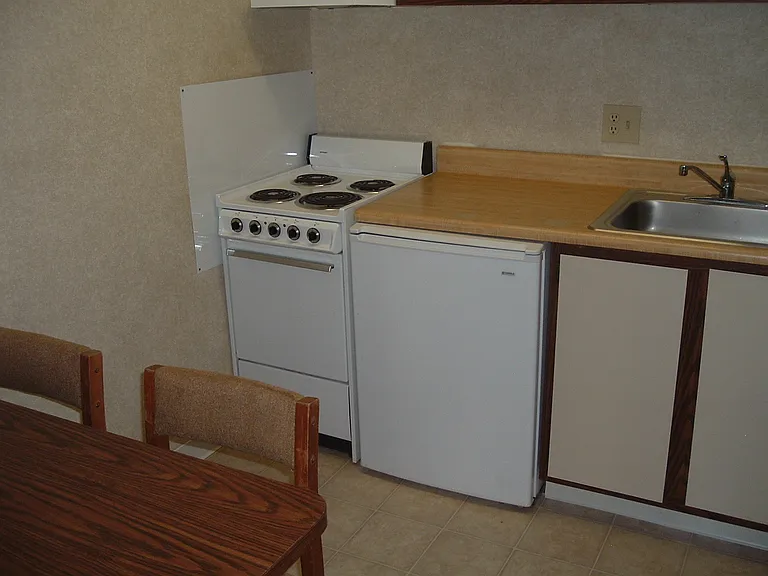 Cedargate Apartments — Photo 11