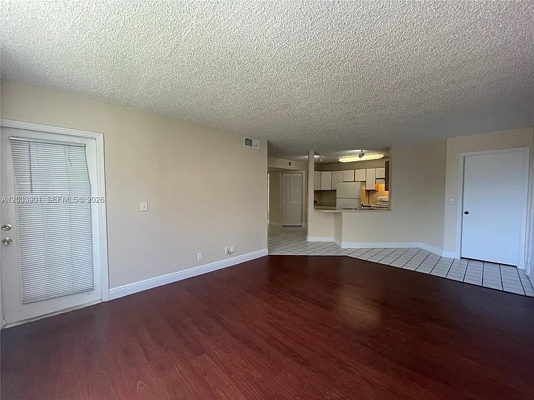 4015 W McNab Rd #D212 — Photo 4