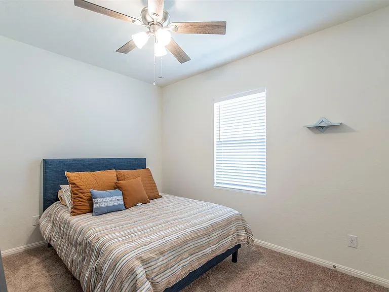298 Shiro Dr — Photo 18