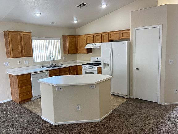 2nd image of 2128 Mountain Sunset Ave