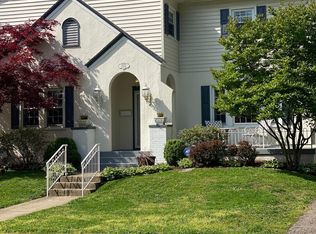 2534 Tennyson Ave, Strathmoor Village, KY 40205