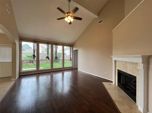 4903 Lochman Ln, Pearland, TX 77584