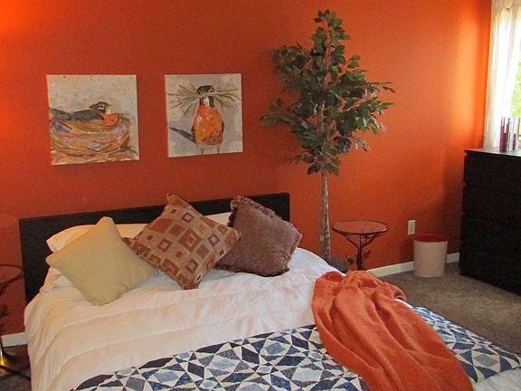 3rd image of 316 Bay River Way