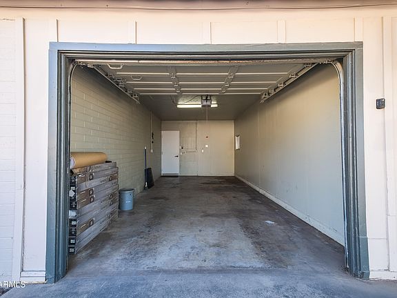 4th image of 2045 W SUNNYSIDE Avenue