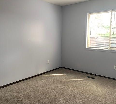 5th image of 1420 Londondale Pkwy