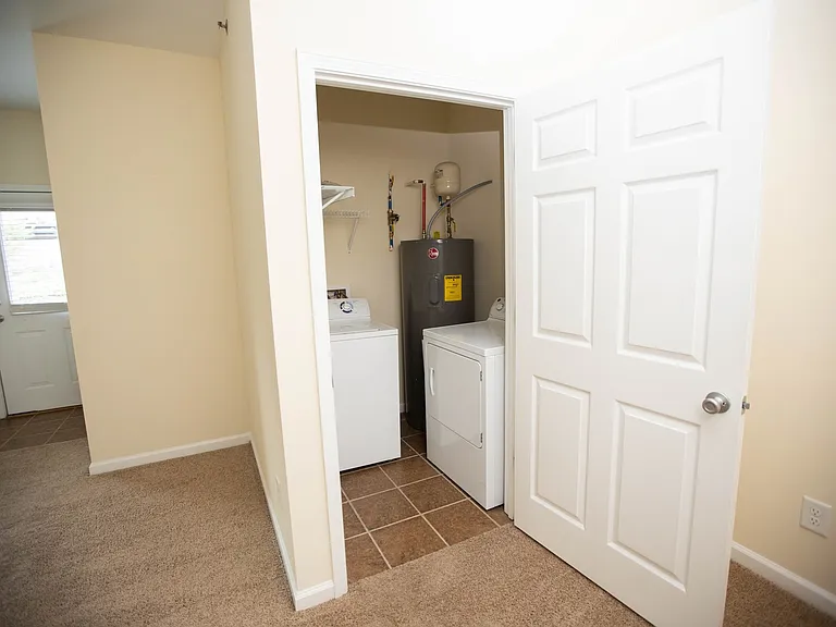 Whitehall Terrace Townhomes — Photo 21