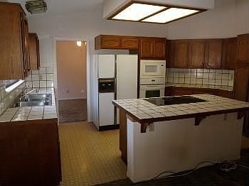 5th image of 5800 Mendoza Ct