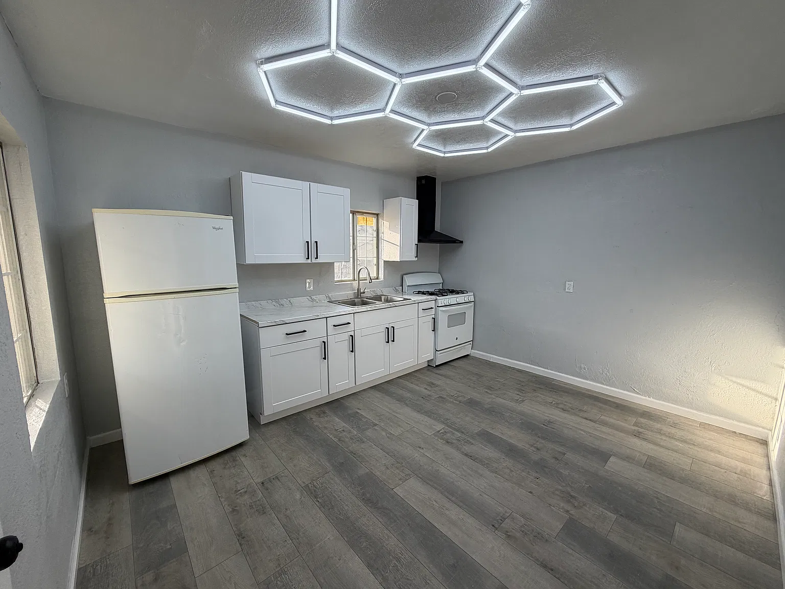 1 bed, $1,675 — Photo 3