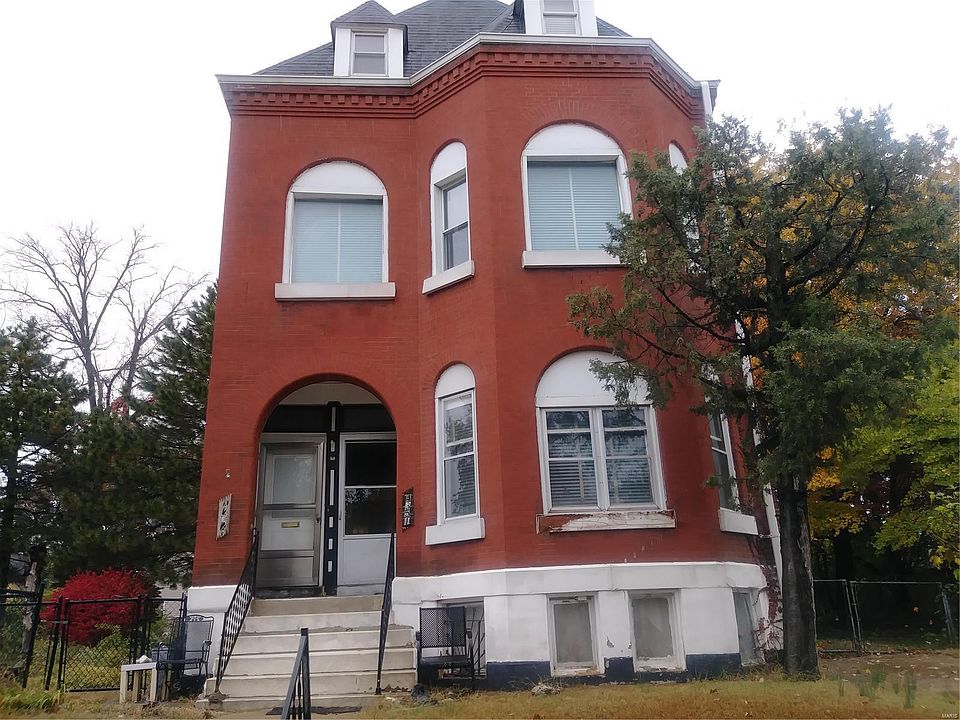 1st image of 4351 W Belle Pl