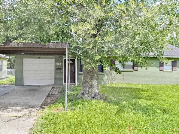 255 Smelker Ave, Beaumont, TX 77707