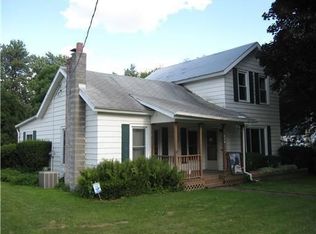 208 East St, Ovid, MI 48866