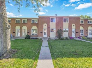 27 Turner Dr #38, Sarnia, ON N7S 4R9