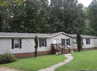 8372 Dutton Rd, Gloucester, VA 23061