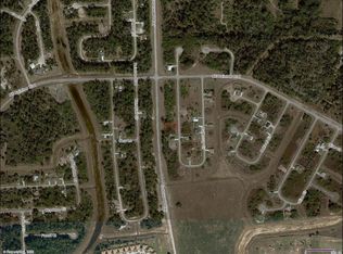 8013 Buttercup Cir #24, Labelle, FL 33935