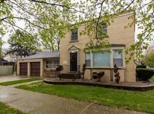 5556 N Francisco Ave, Chicago, IL 60625