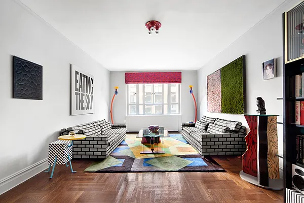 Sold by Stribling | media 8